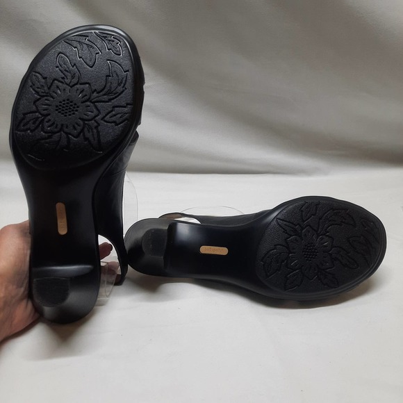 NWOB Softspots Neima pillow top technology Black Leather comfort Sandal. 9.5 - Picture 9 of 10